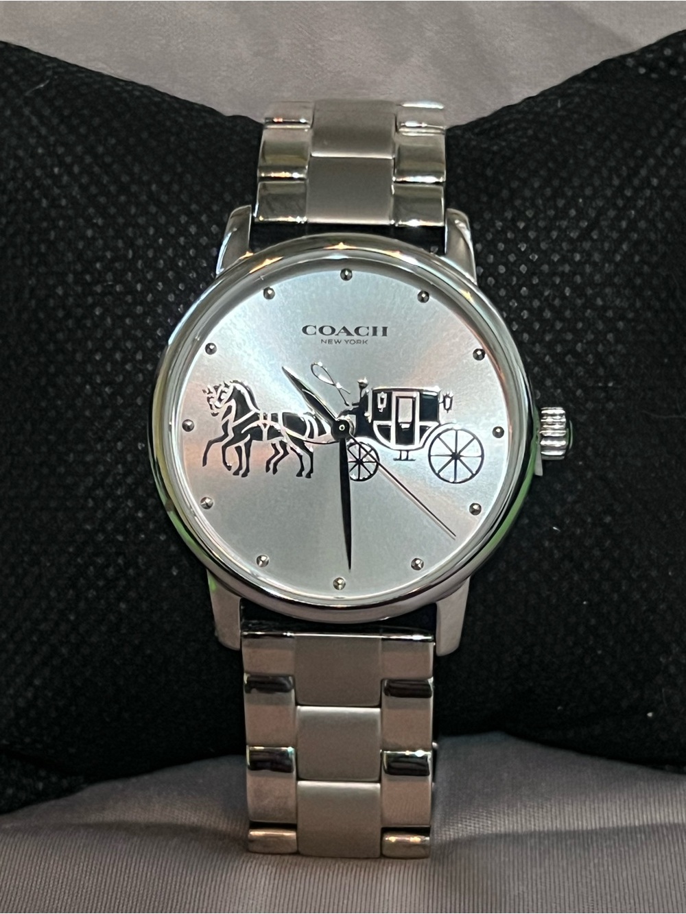 Coach Grand Watch 36mm Silver Stainless Steel Horse & Carriage CA.113.7.14.1509